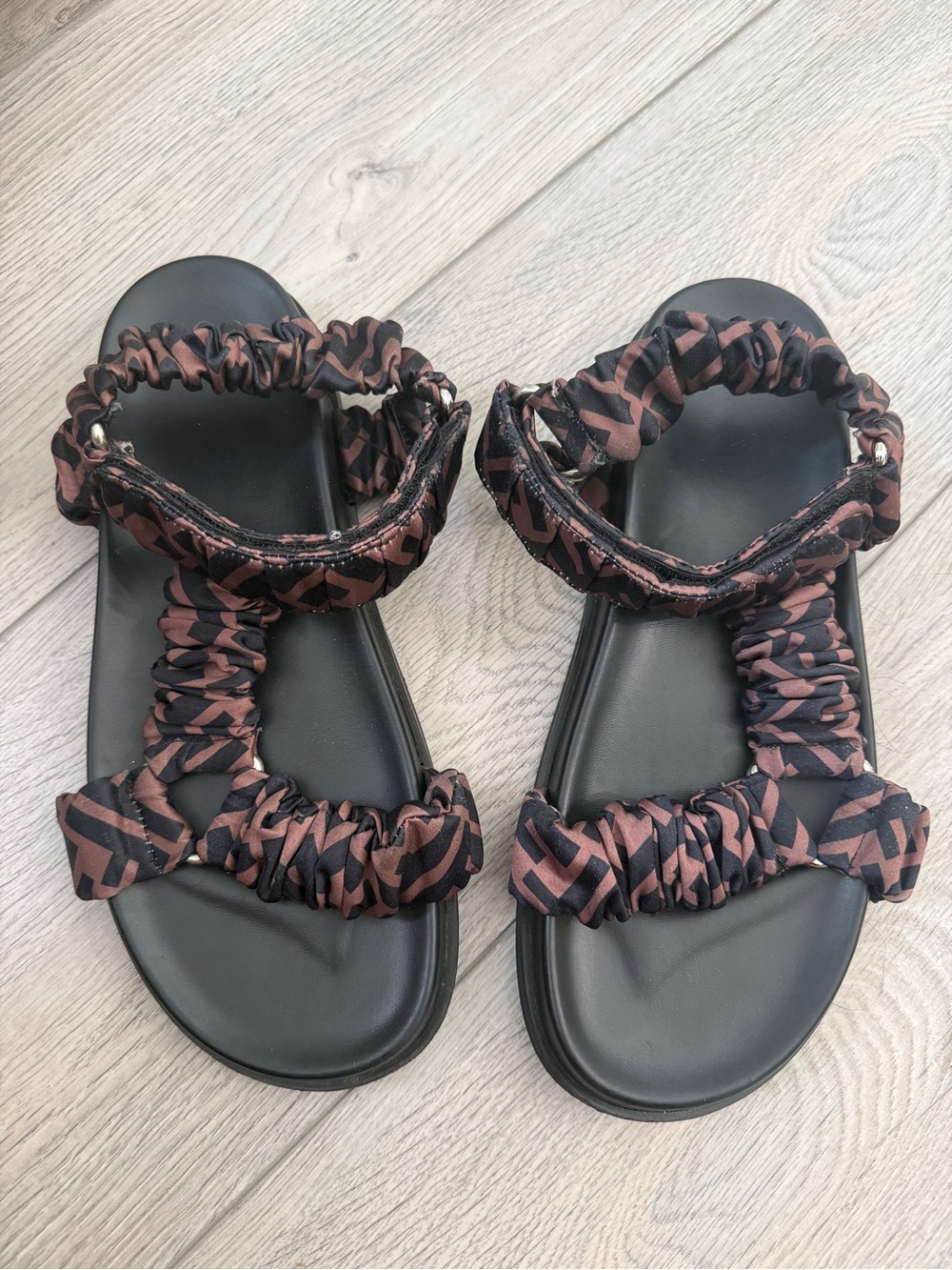 Fendi Black Sandals with Brown Geometric Ruched Straps - Women's
